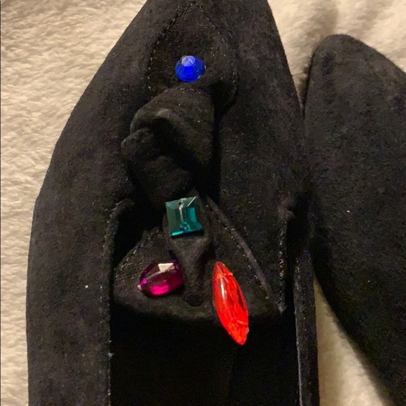 Chandelier Brand Black Suede Flats w/Jewel Accts - Picture 4 of 10